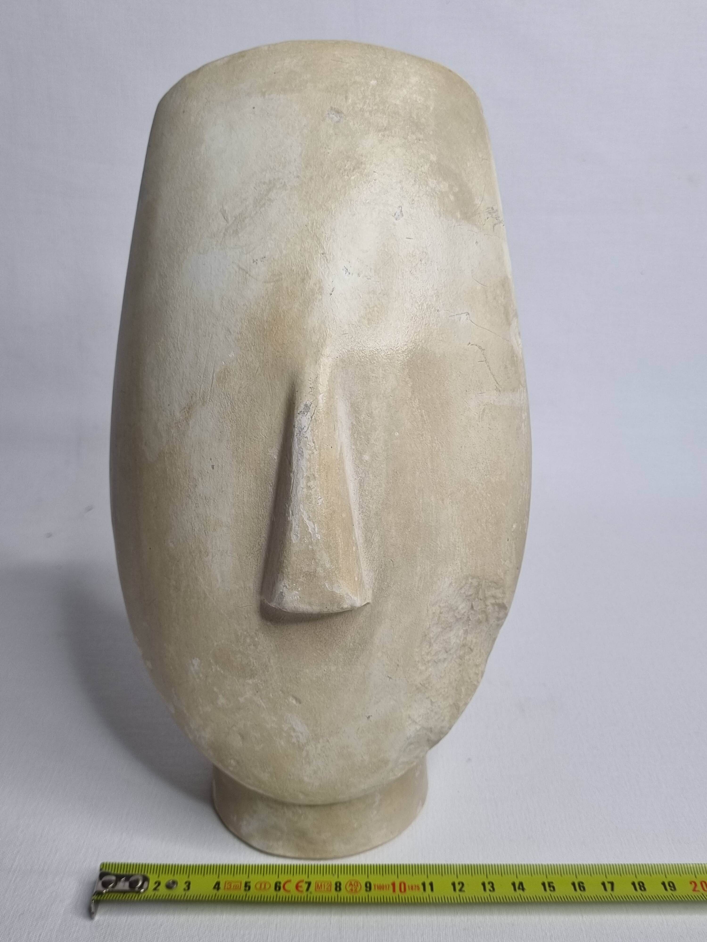 Idol's head, Cyclades, pre-Hellenic Bronze Age in patinated plaster