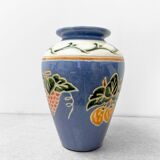 Vase vintage en céramique émaillée – Motifs en relief méditerranéens