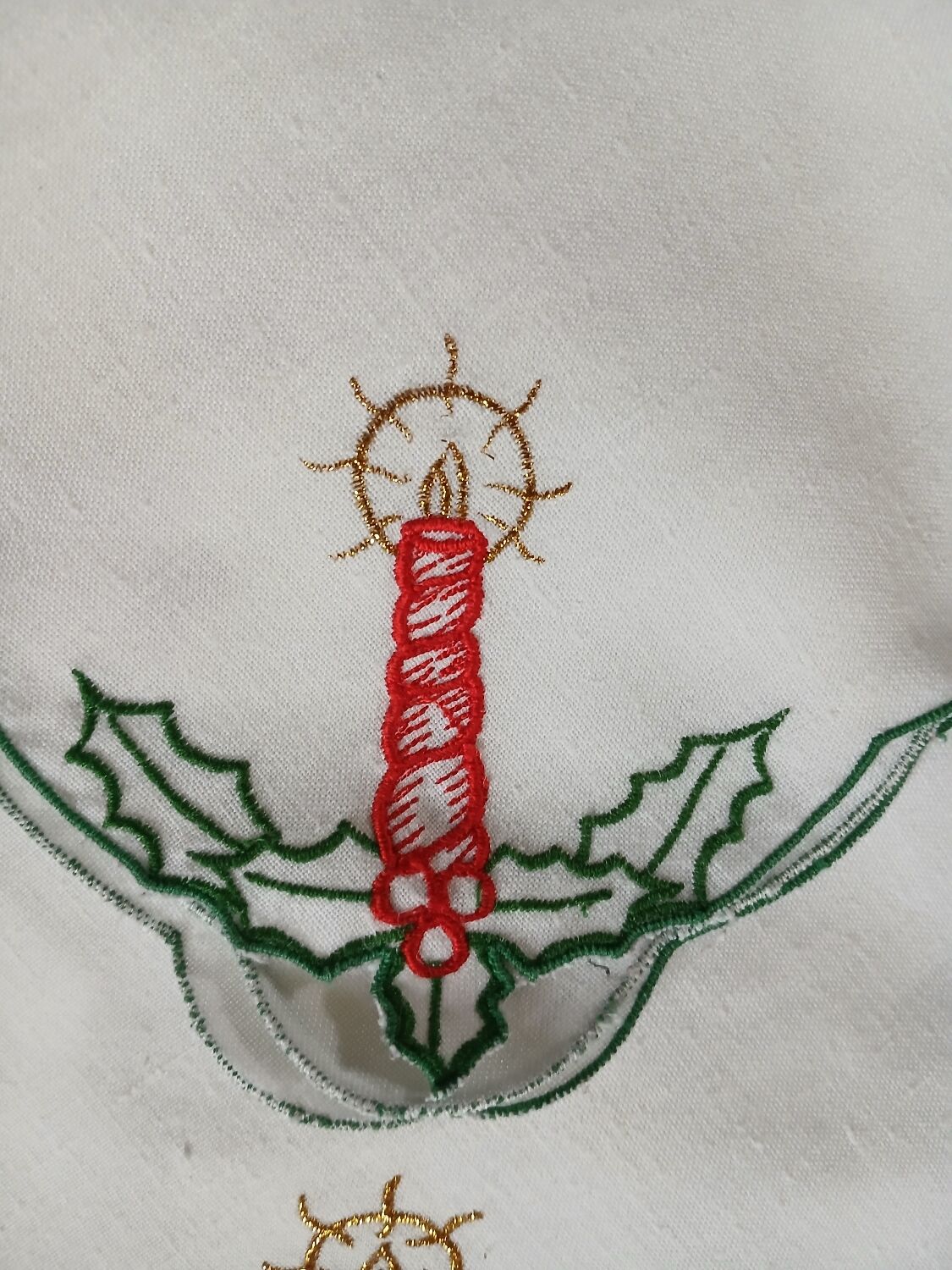 6 serviettes de table brodées anciennes 