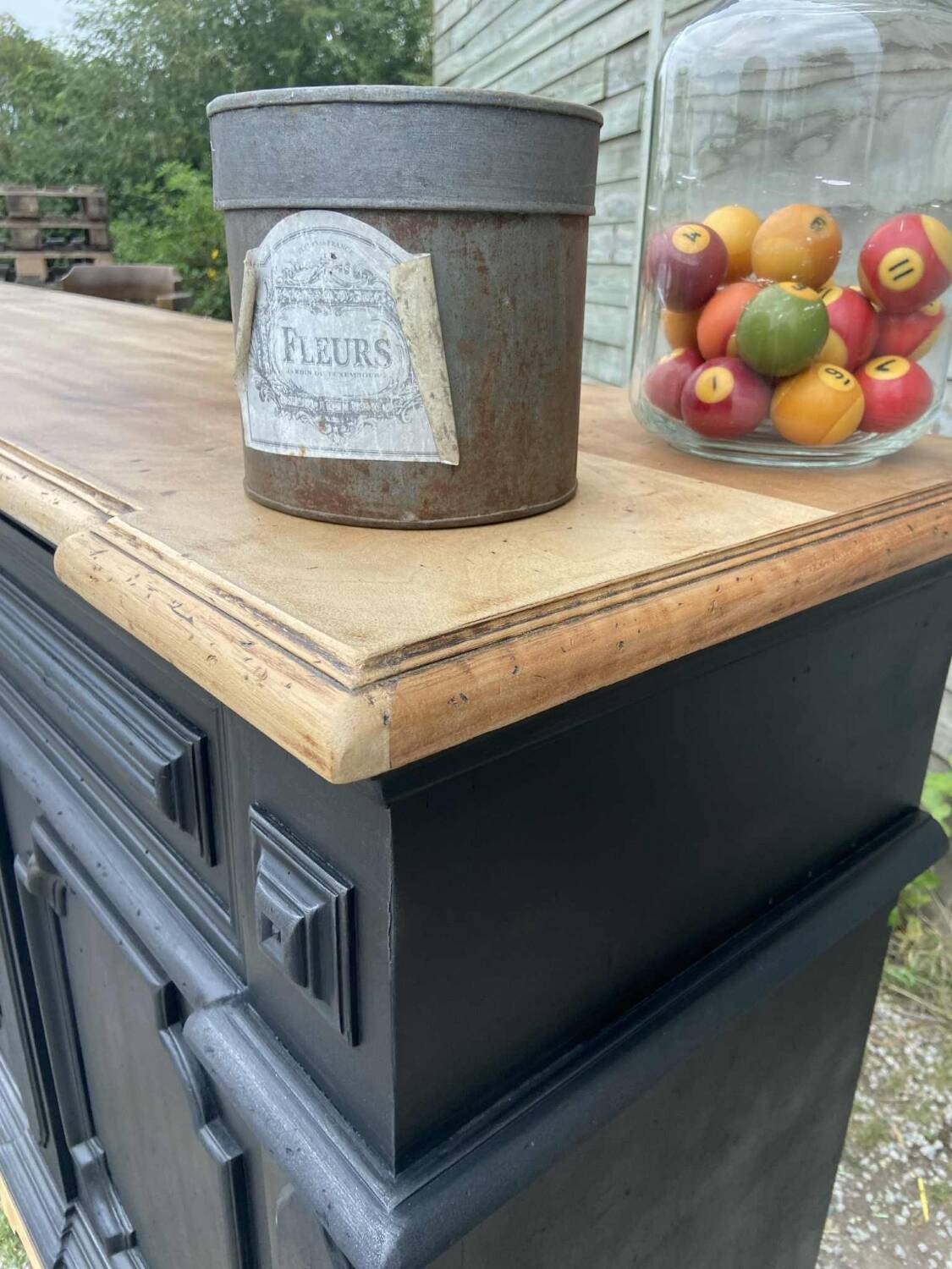 Grand bar en bois