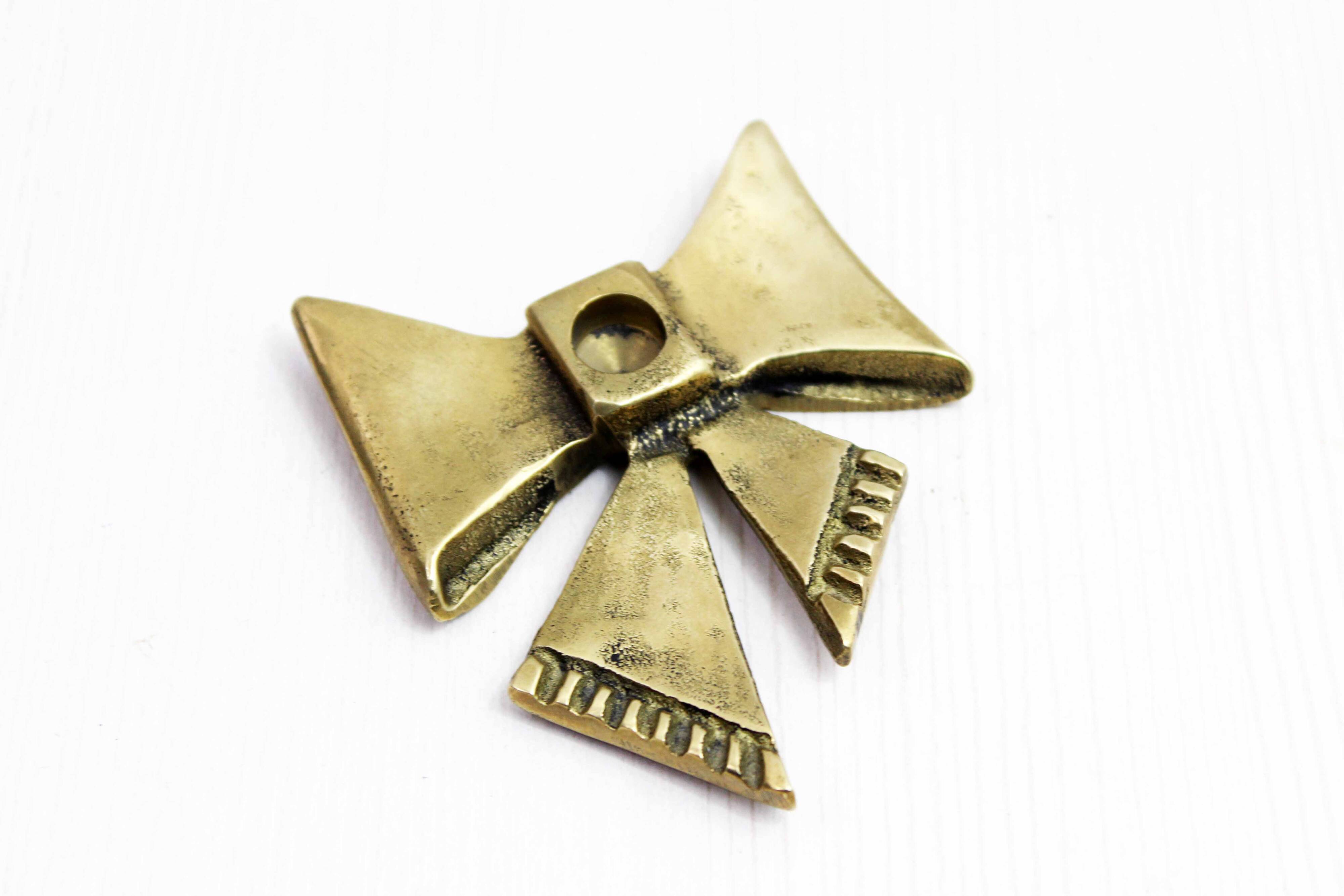 Brass bow tie candle holder 1970