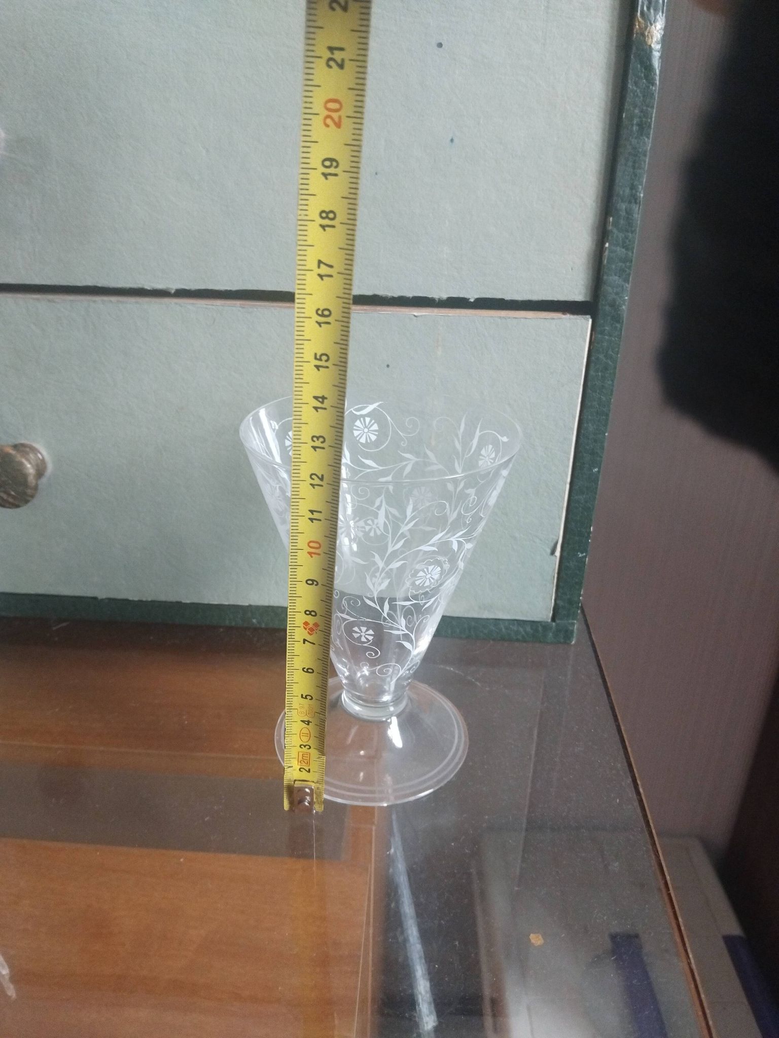 Ensemble 14 verres et carafe, années 60