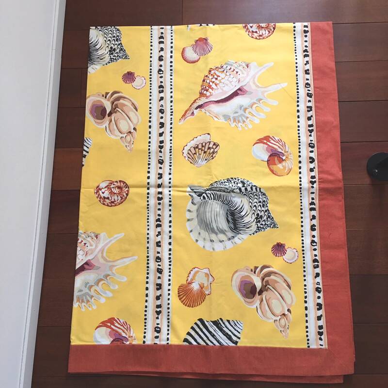 Grey Watkins Seashells Tablecloth 140x190 cm Cotton