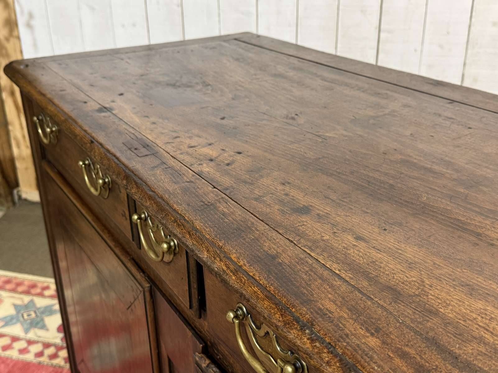 Malouin buffet in mahogany and poplar from the 19th century