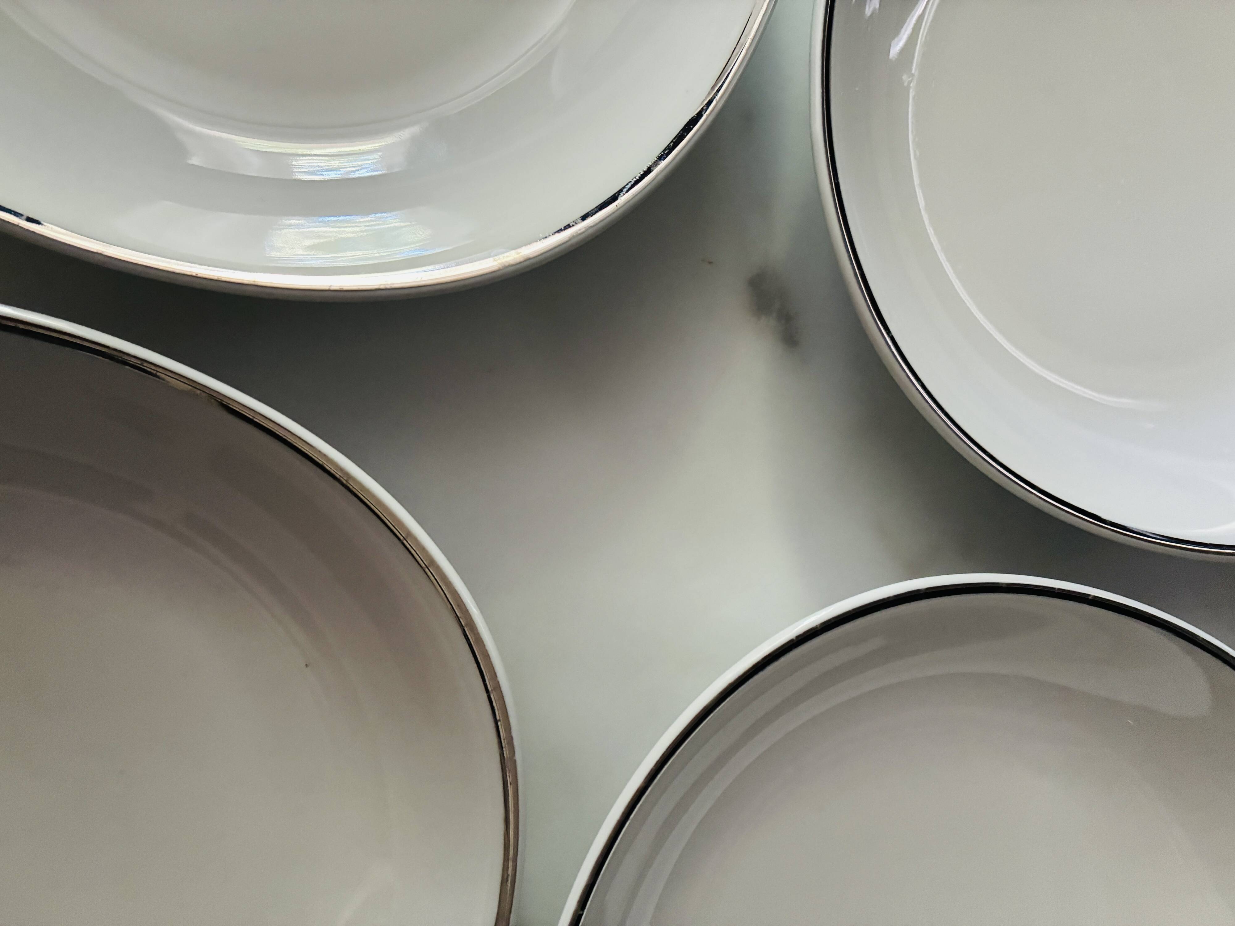 Assiettes à souple porcelaine Schirnding Bavaria