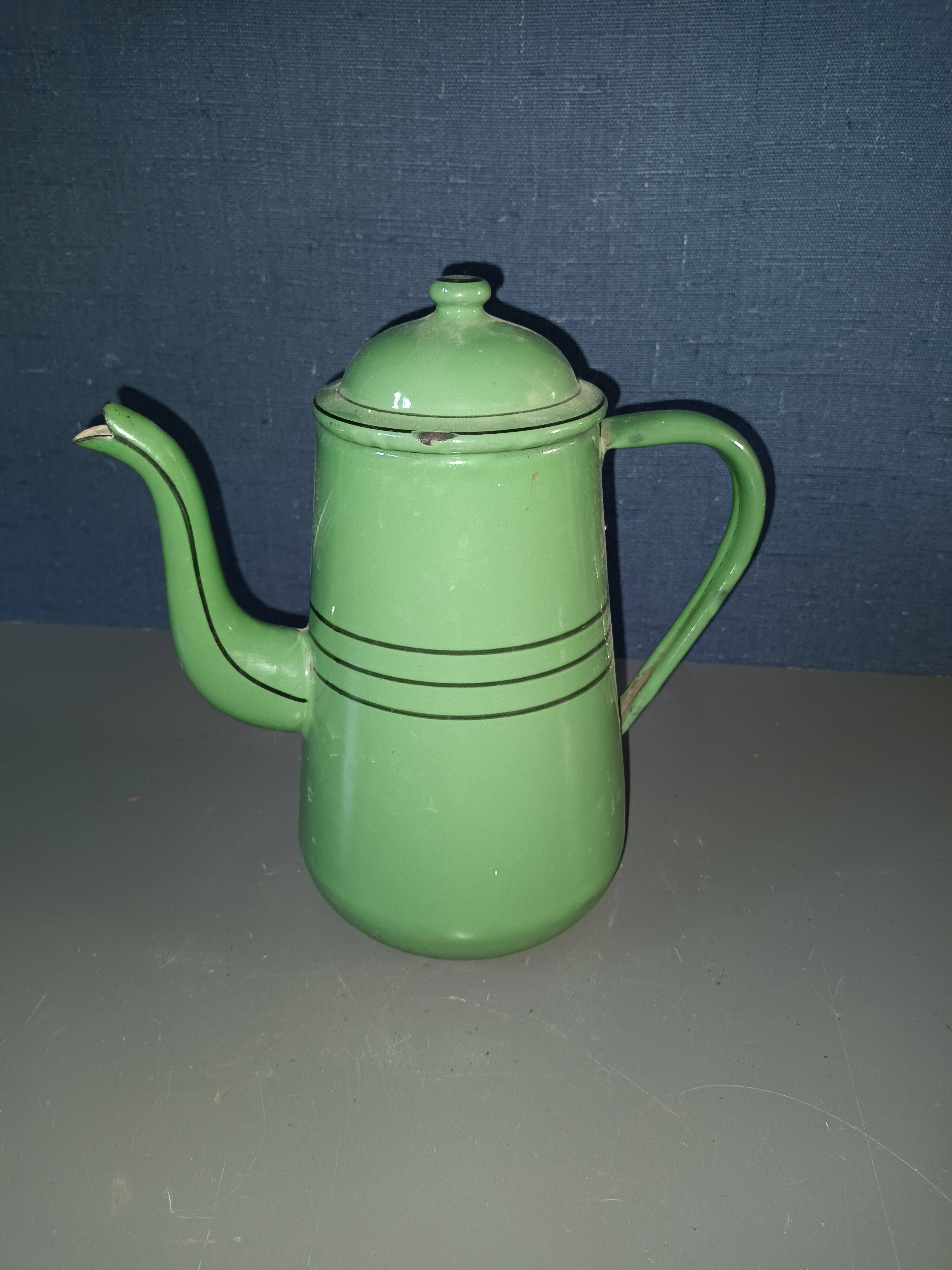 Green enameled coffee pot