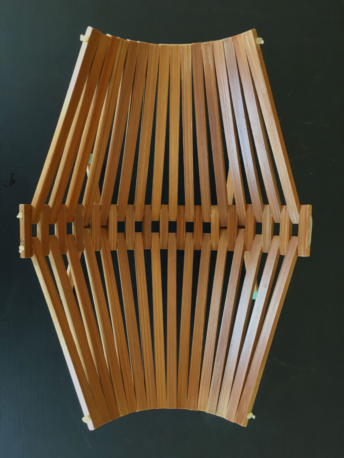 Folding basket
