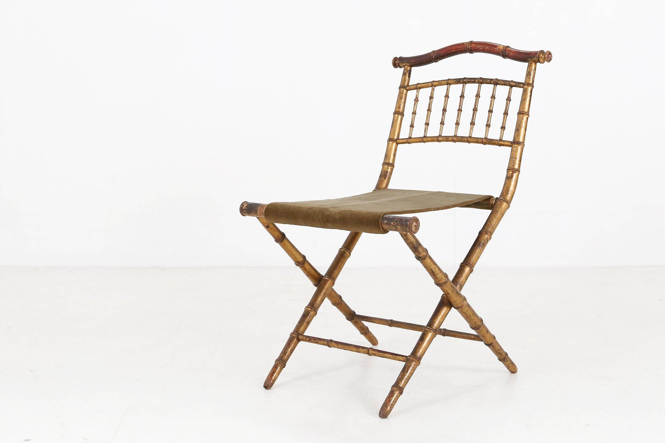 Chaise pliante en faux bambou en bois doré et tissu vert, France vers