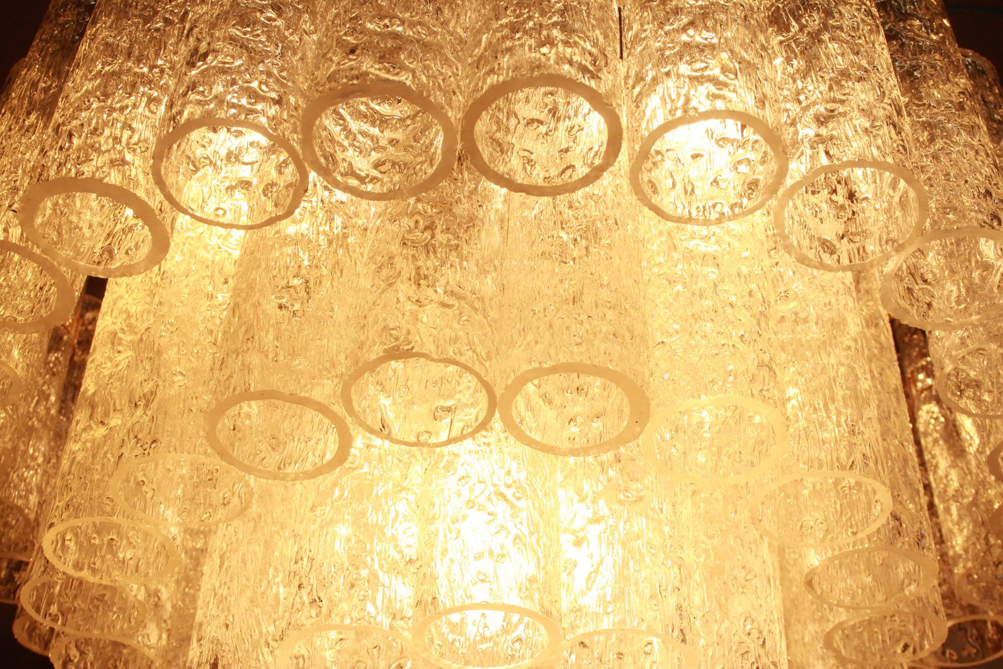 German 1960s chandelier with 60 cristall glass tubes