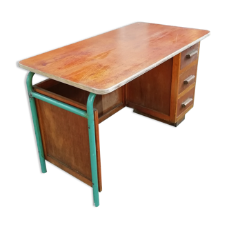 Delagrave school teacher's office