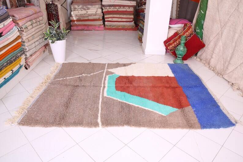 Authentic natural wool Berber rug size 1.5/2.5 m