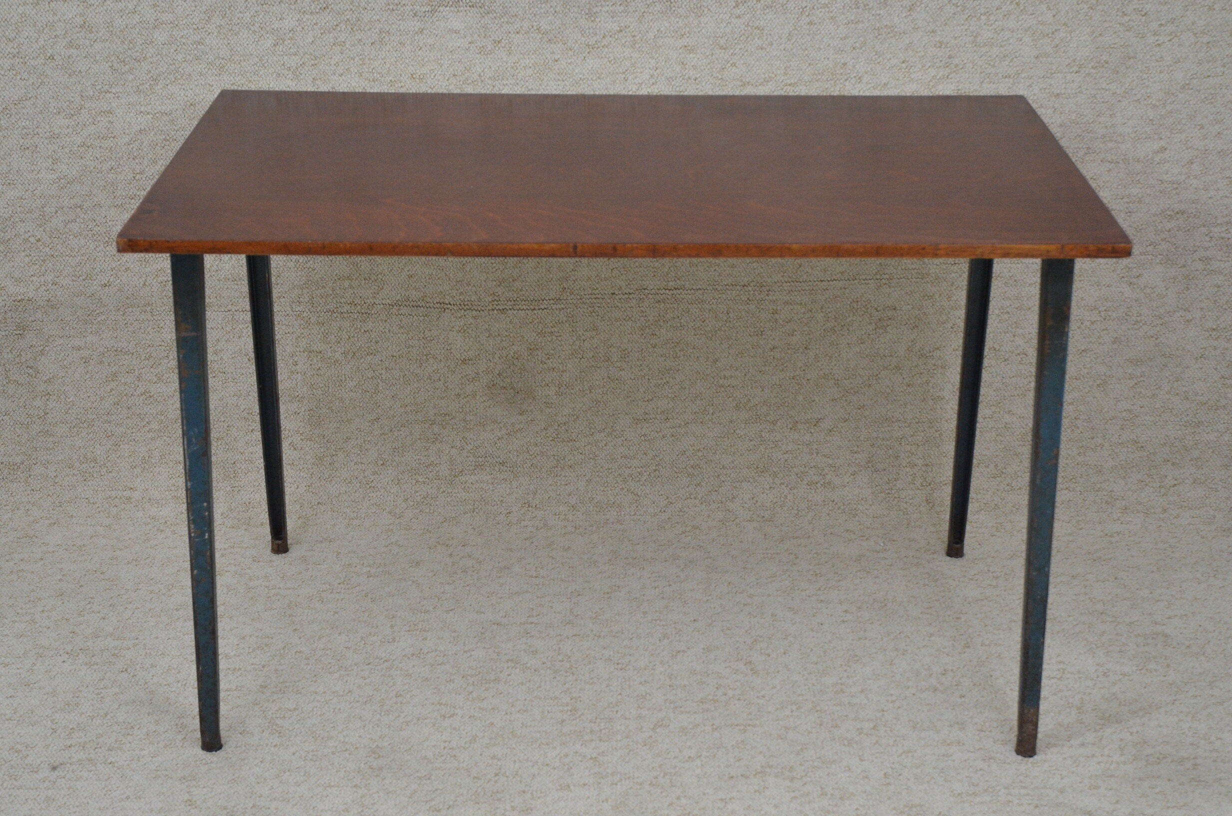 Reform dining table by Friso Kramer