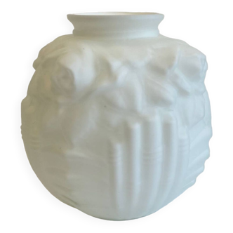 Vase boule pâte de verre blanche art deco