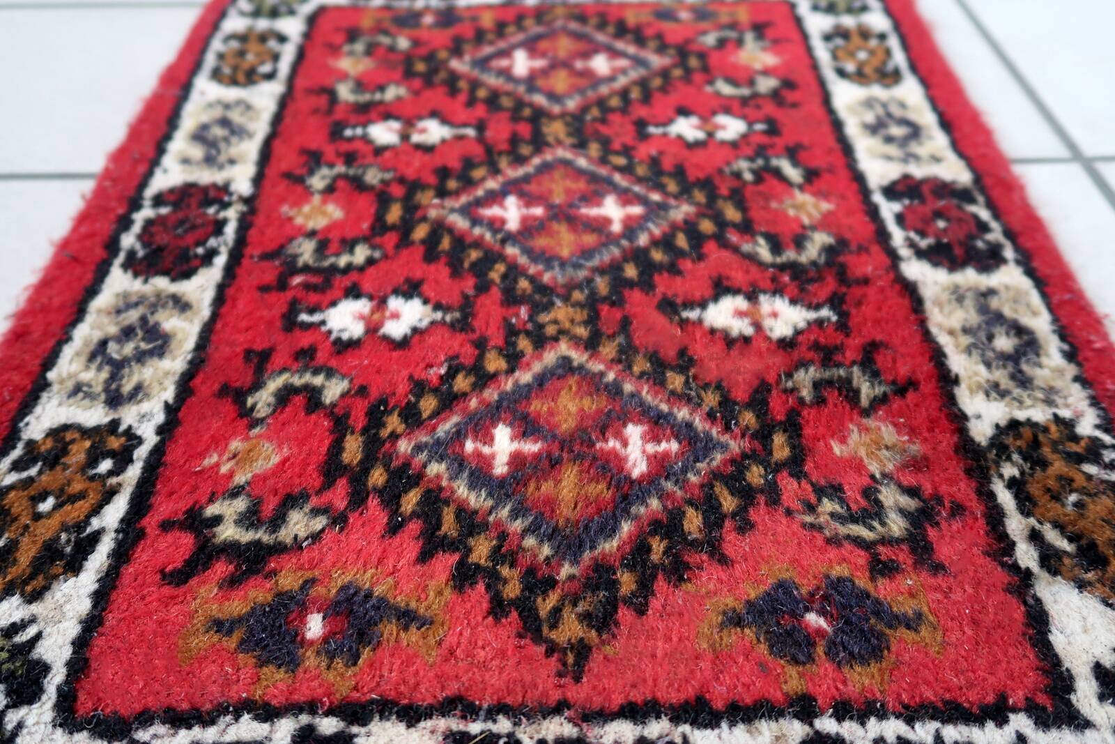 Tapis vintage du Moyen-Orient Hamadan fait main en laine – 40 x 56 cm