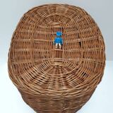 Wicker storage laundry basket and lid
