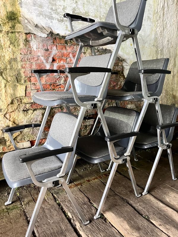 Wesifa vintage stacking chair – German space design from the 1960s