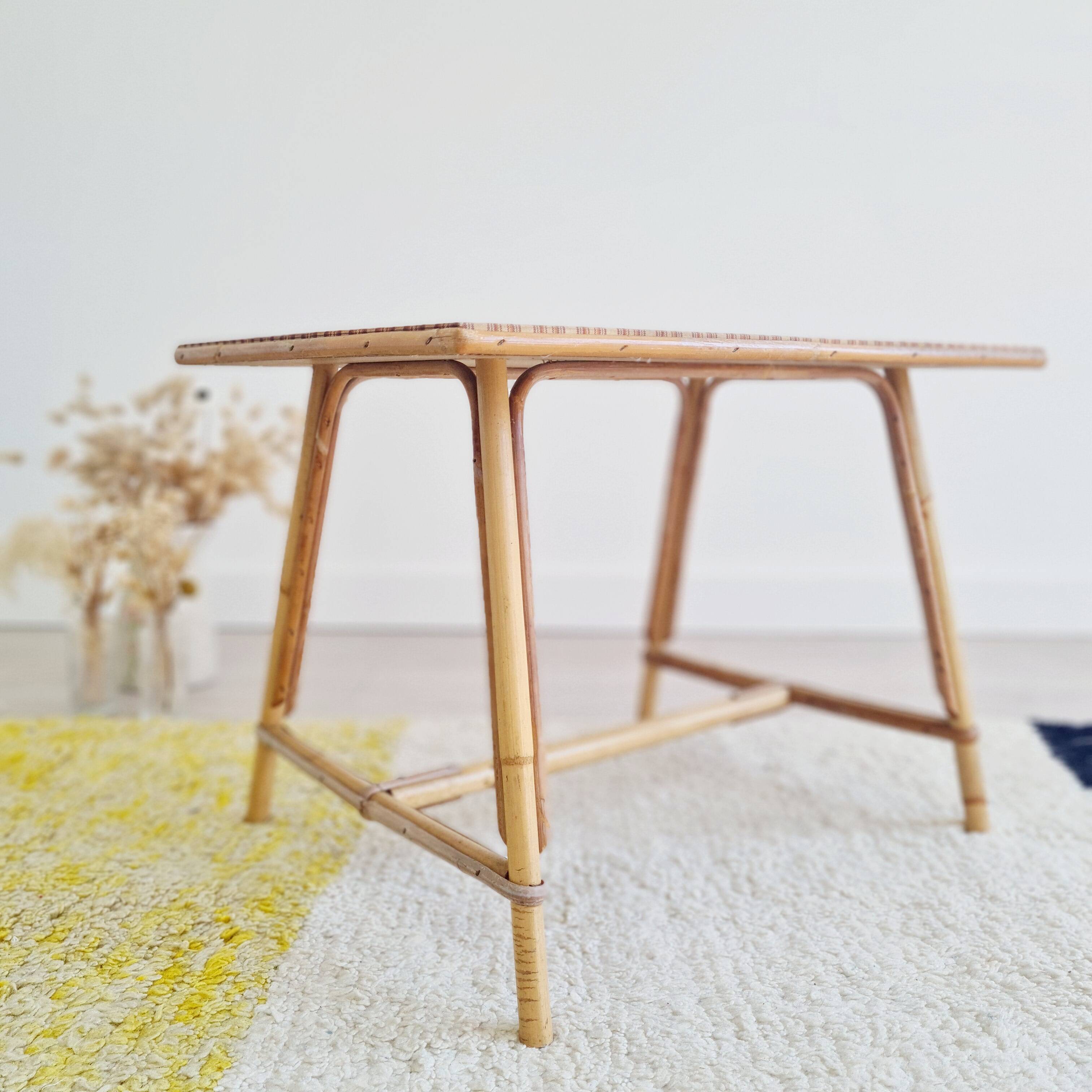 Rattan coffee table with tartan top