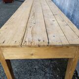 Farm table