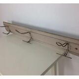 Wall coat rack 3 hooks classic pink