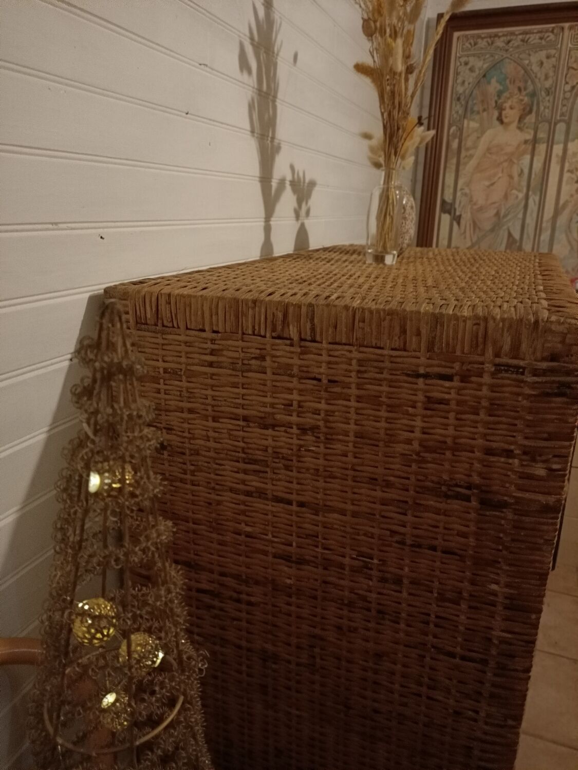 High wood and rattan chest of drawers