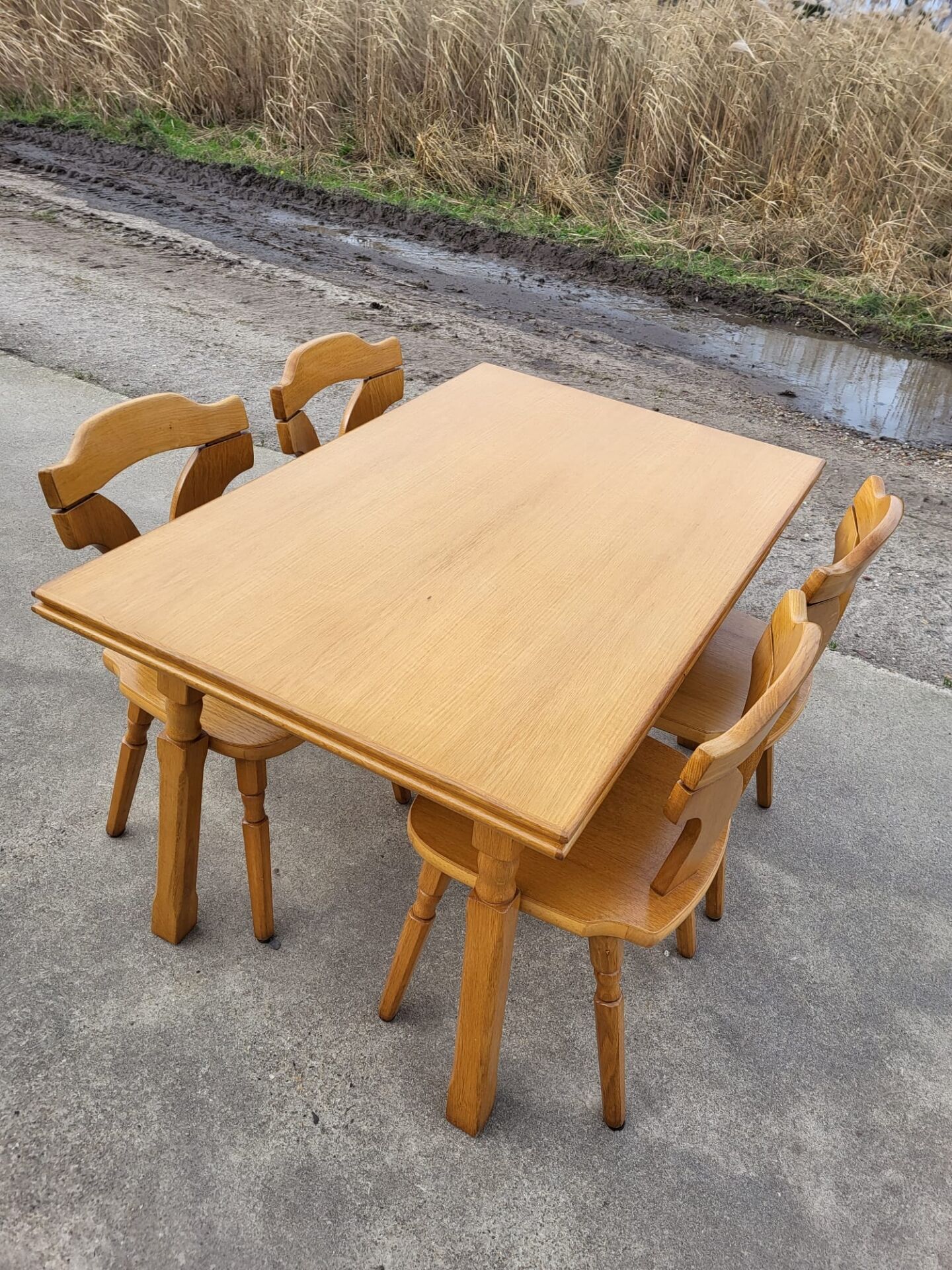 Vintage dining set - blond oak 1970s - extendable table and 4 chairs