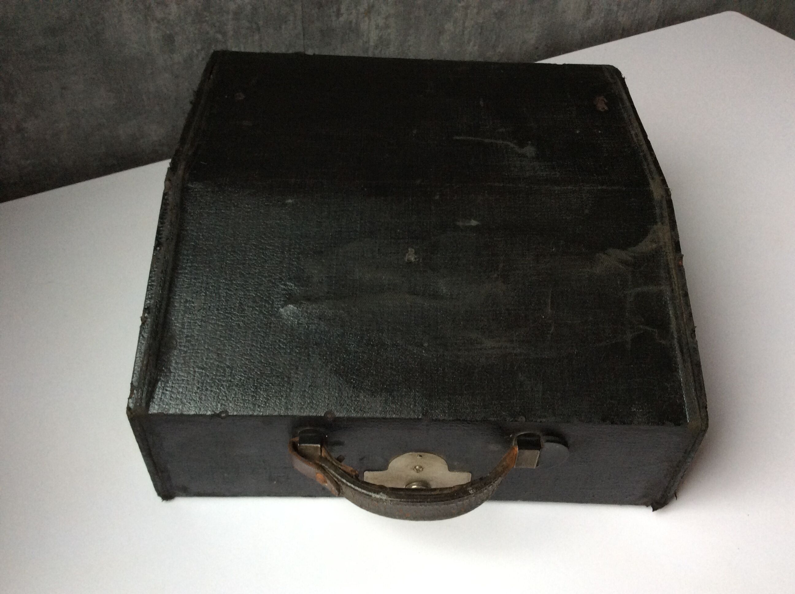 Old-typewriter Underwood portable