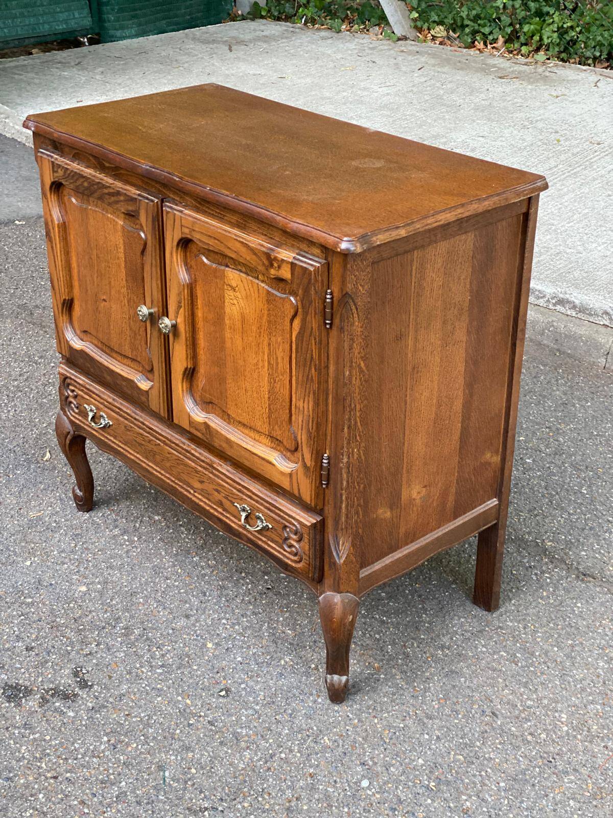Louis XV buffet TV bar in oak 1970