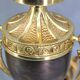 Paire de lampes en bronze doré patiné et verre renflé