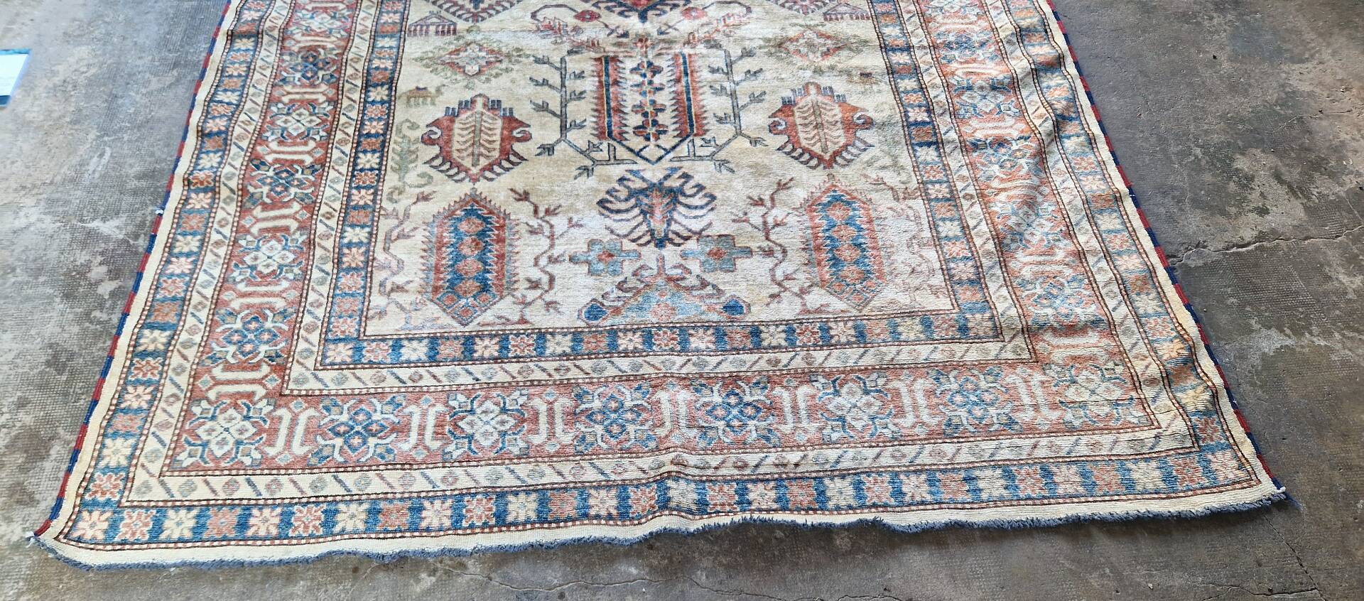 Carpet Pakistan