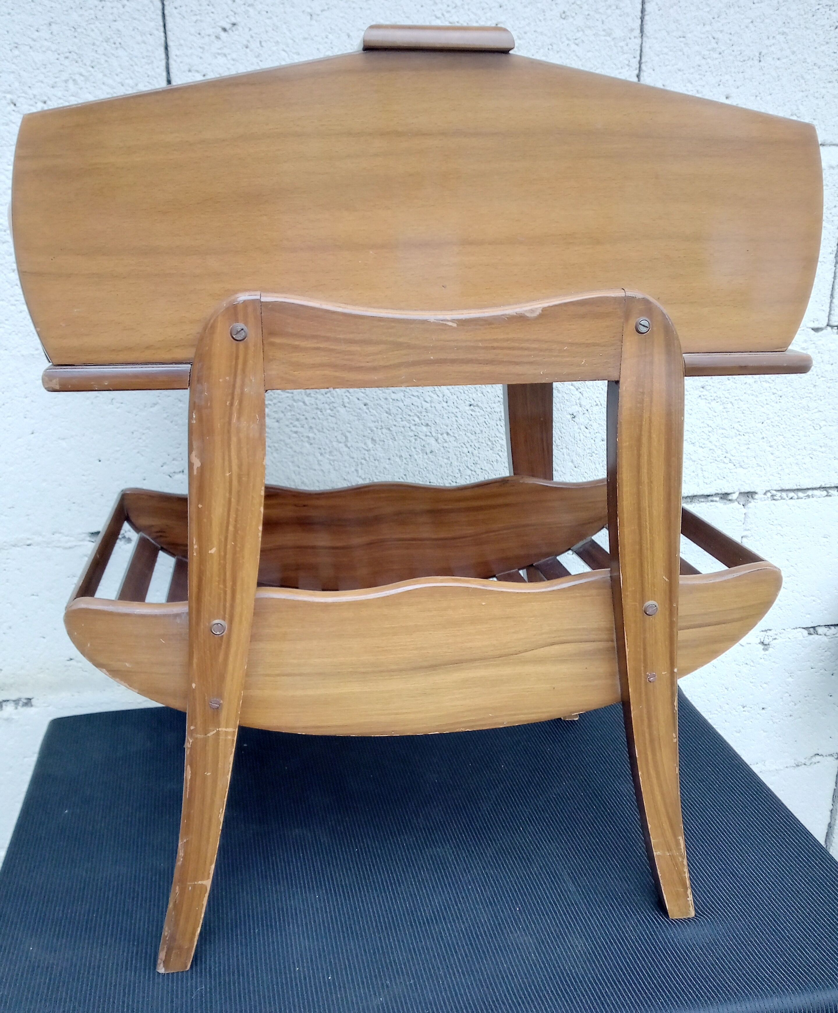 Vintage curtain worker