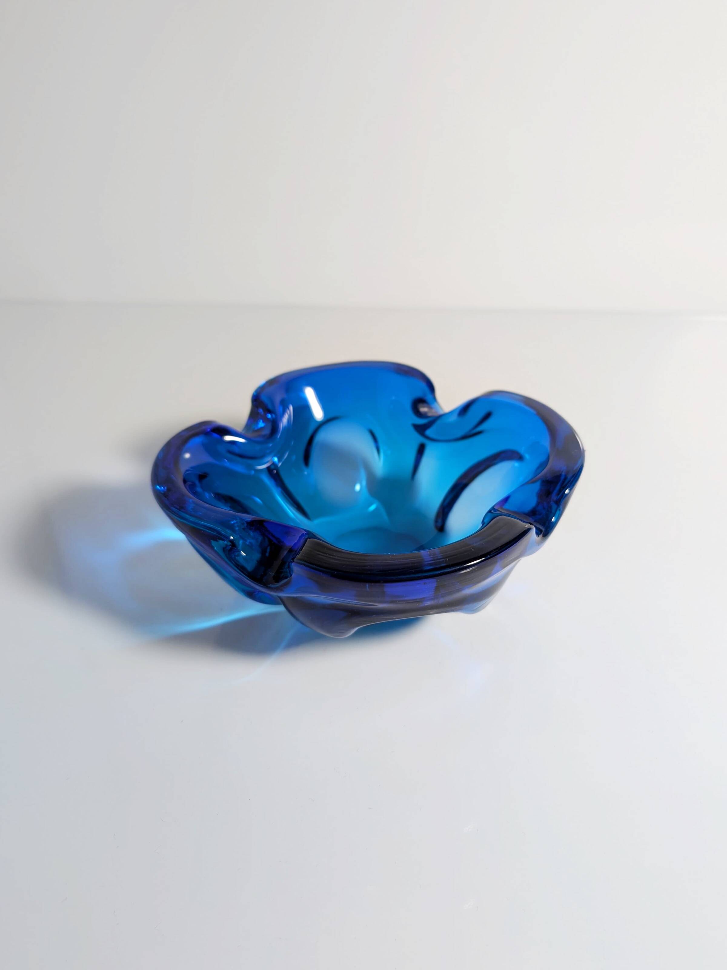 Bohemian bowl / ashtray glass CZ Blue
