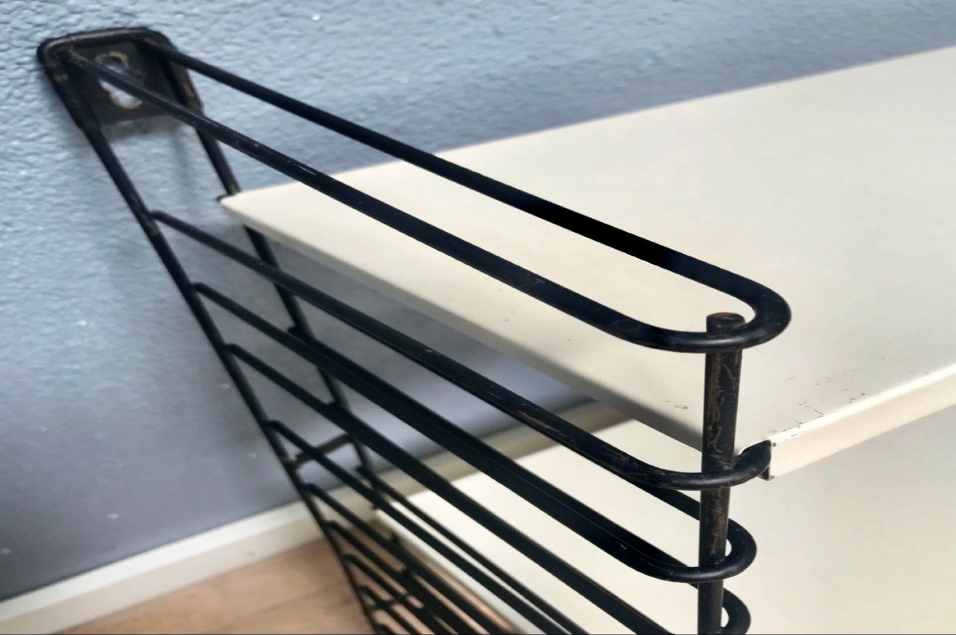 TOMADO — Modular wall shelf, design from 1958