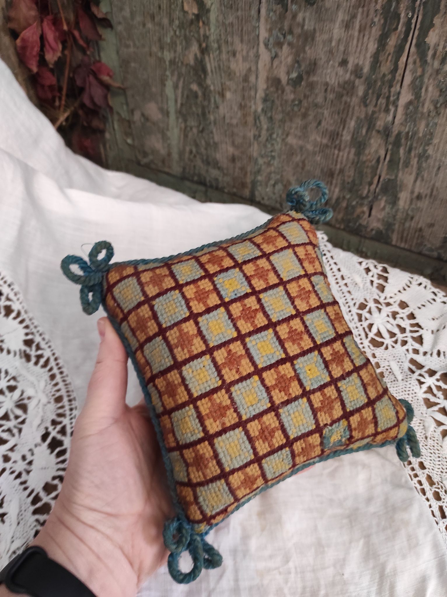 Coussin vintage français fait main