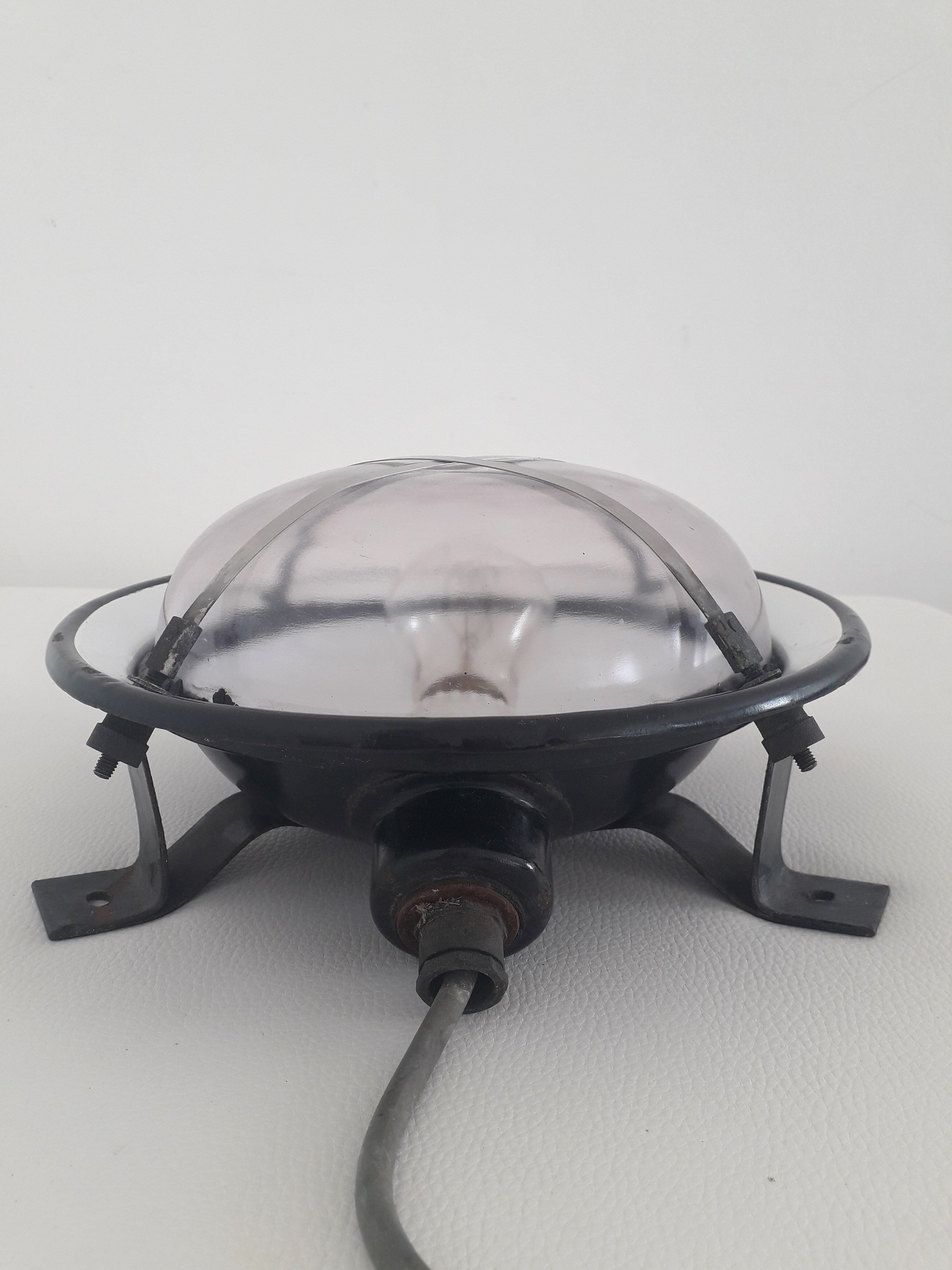 Workshop wall lamp - Enamelled sheet metal - 1950