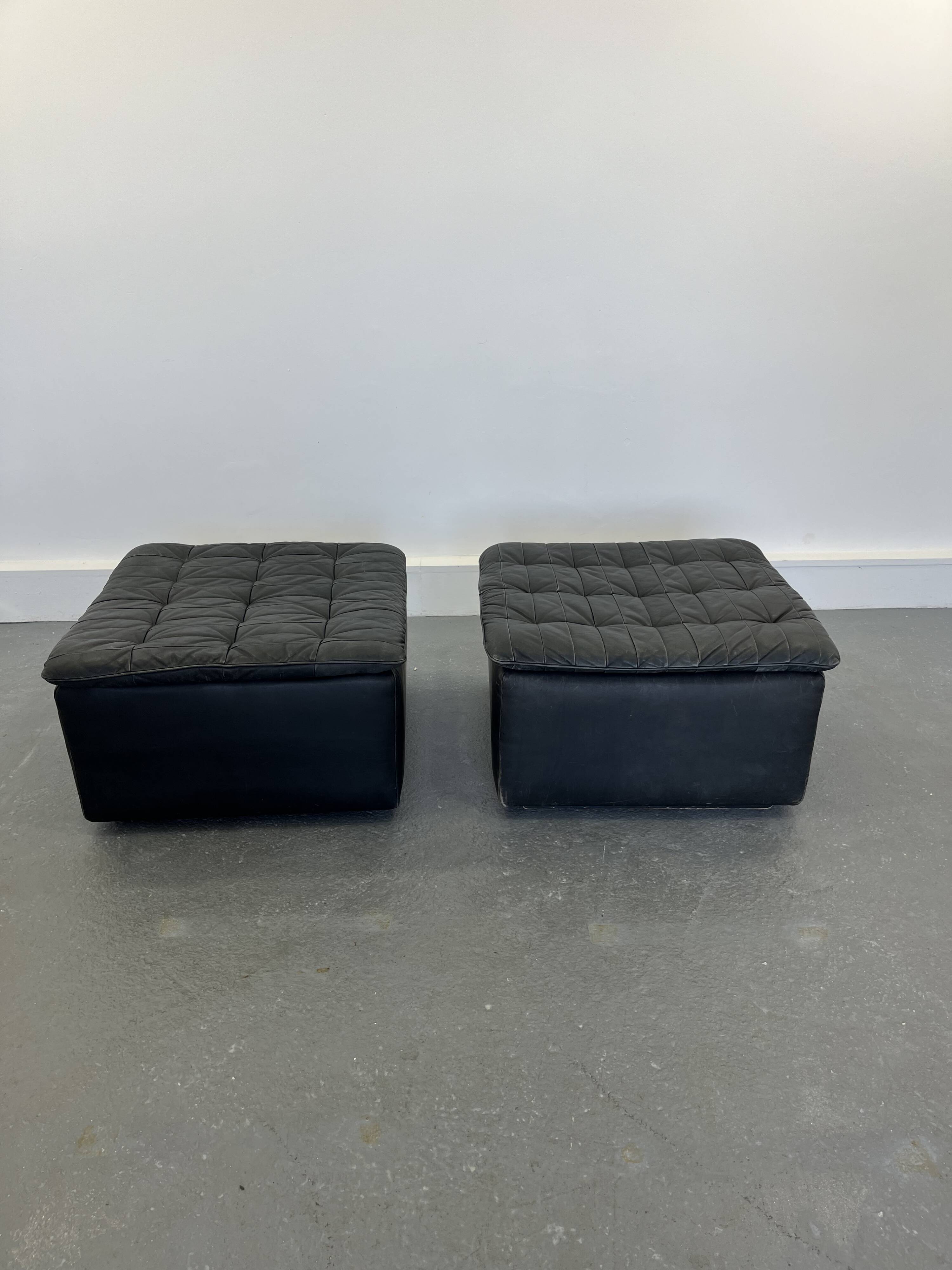 Large Swiss Poufs in Patinated Grey Leather from de Sede, 1970s, Set of 2