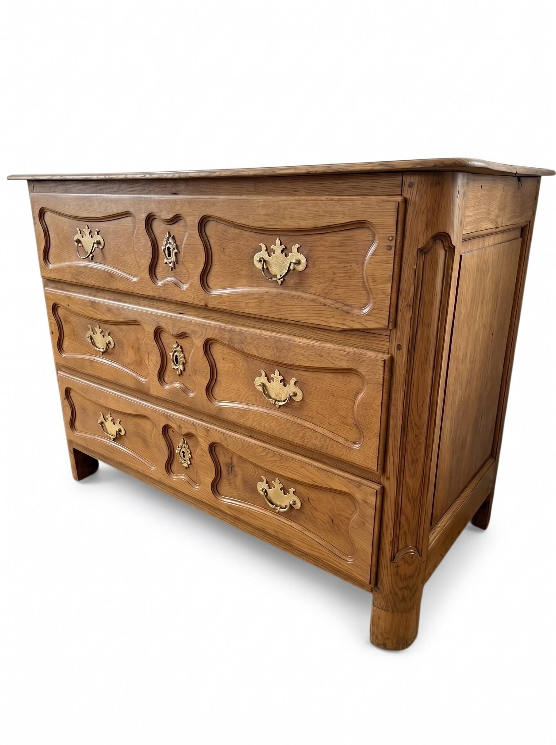 18th-century Louis XV oak commode