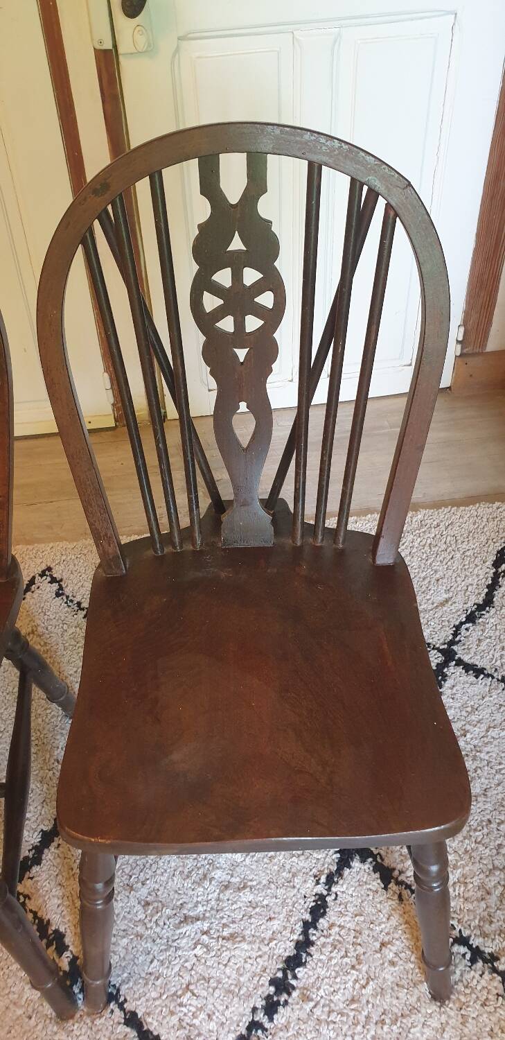 Pair of Windsor chairs