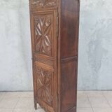 Standing man Louis XIII in oak