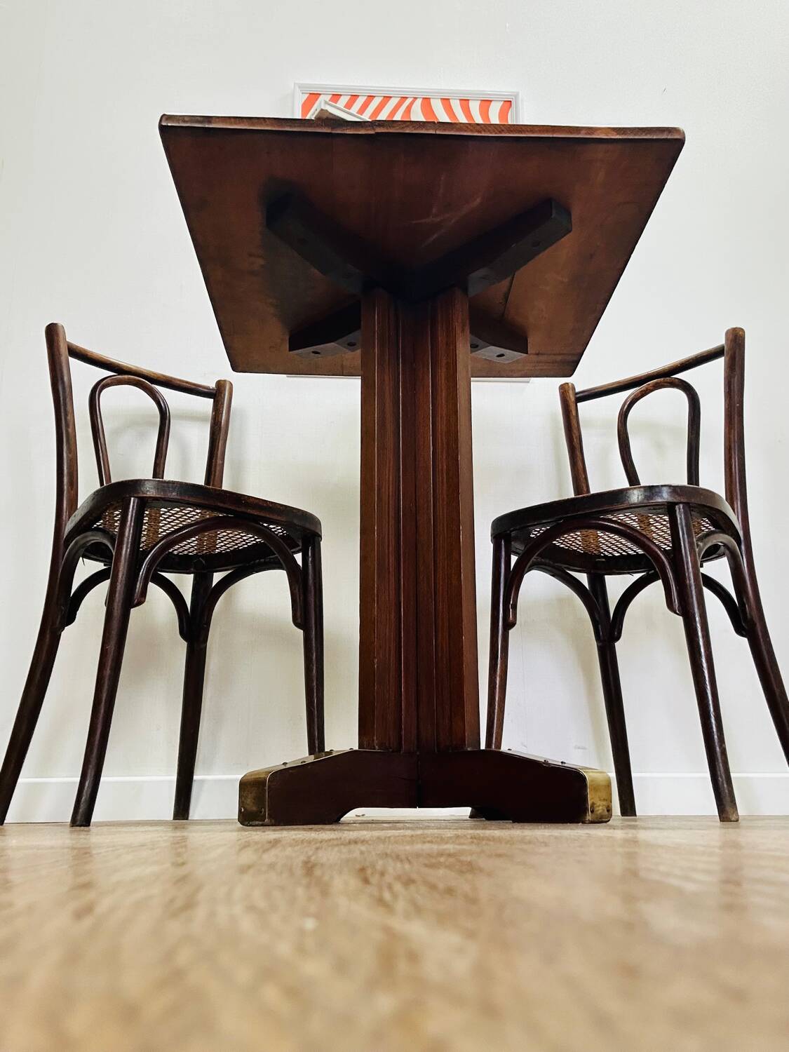 Table bistrot