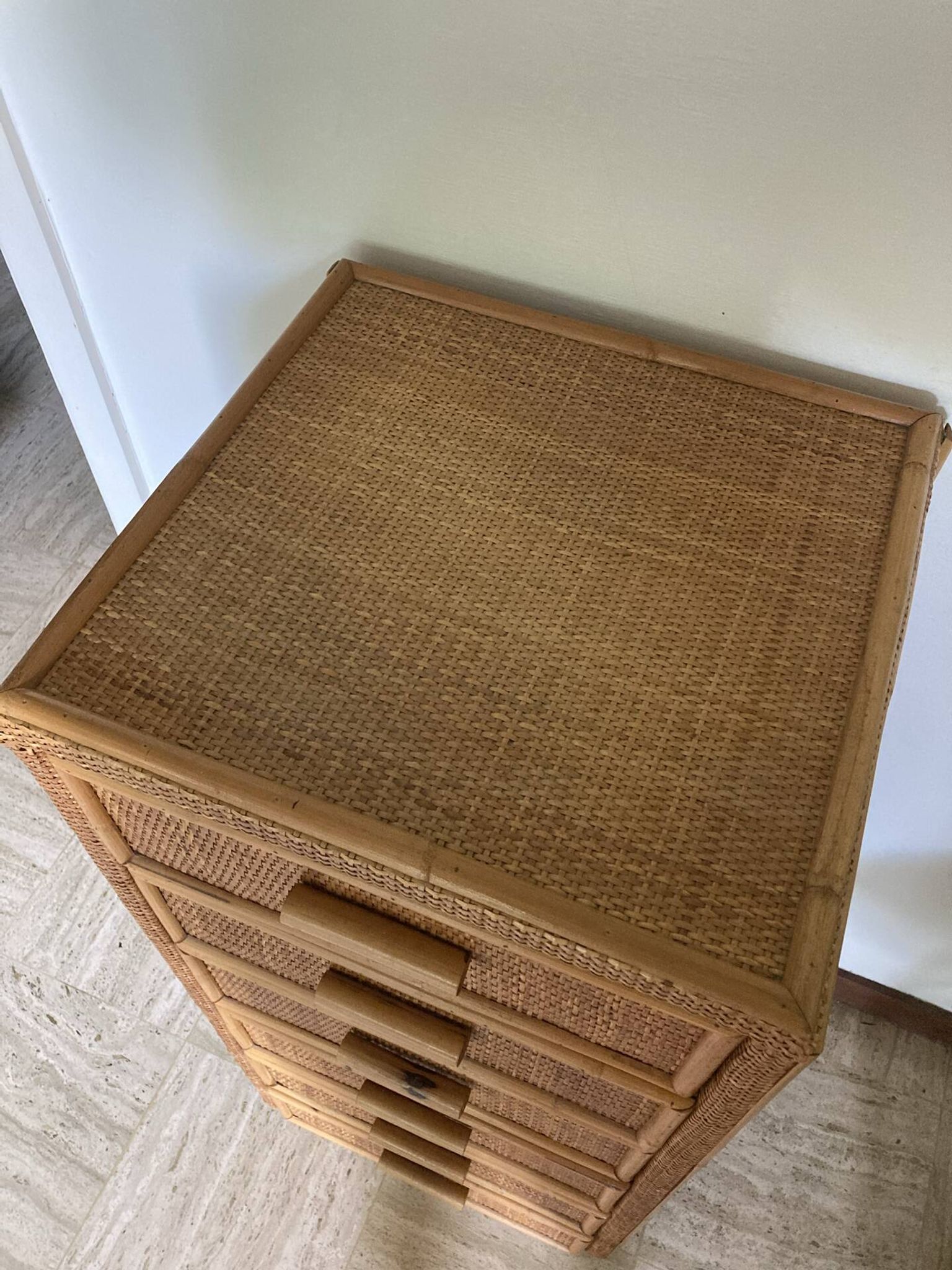 Vintage rattan chest of drawers with 6 drawers