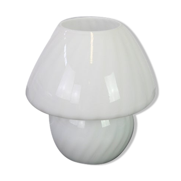 Mushroom-shaped table lamp