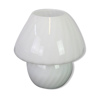 Lampe de table en forme de champignon