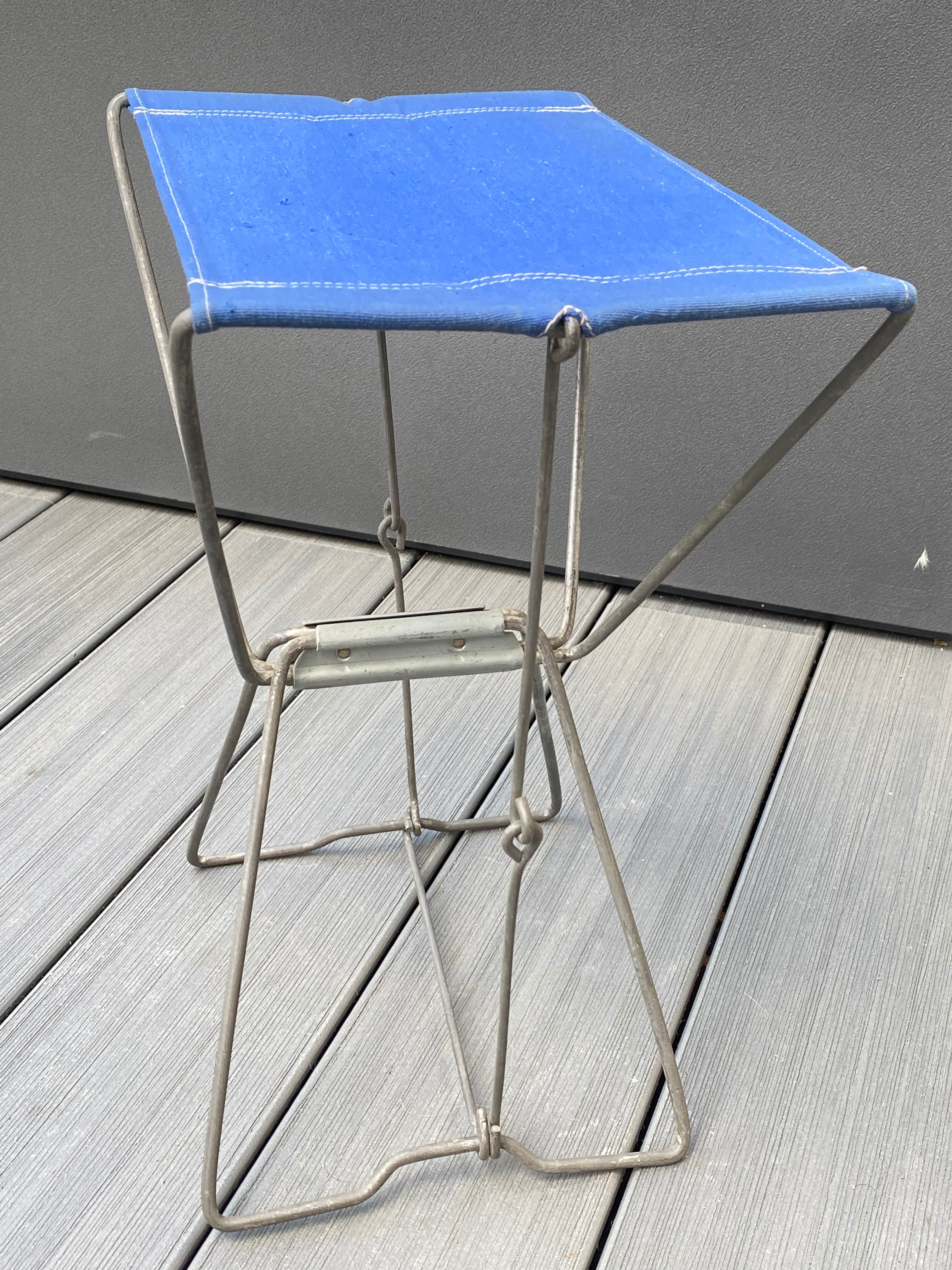 Folding stool in vintage canvas
