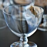 Series of 6 Art Deco crystal wine glasses from Baccarat model Gilbert