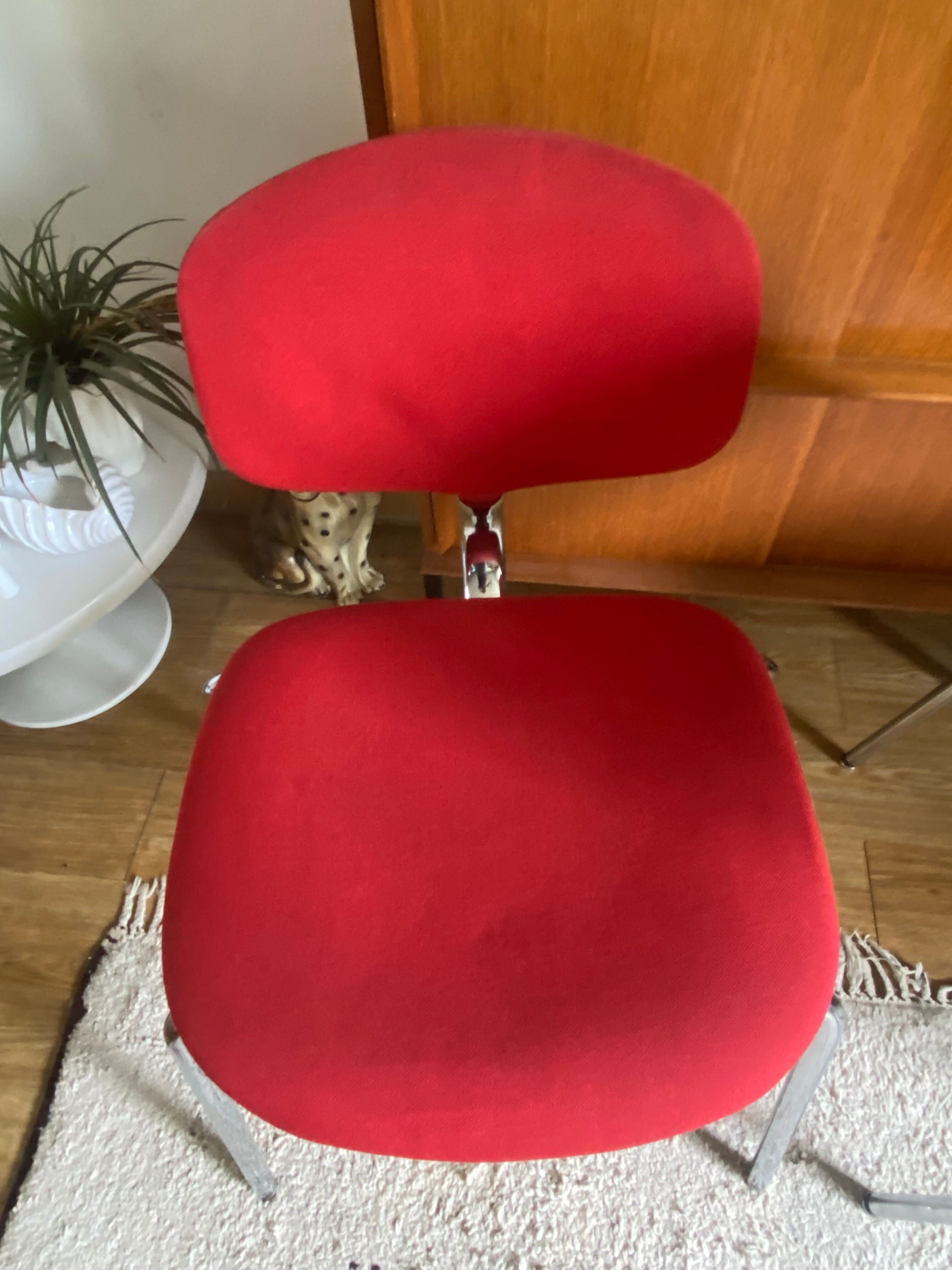 Vintage Steelcase Strafor Chair Pair