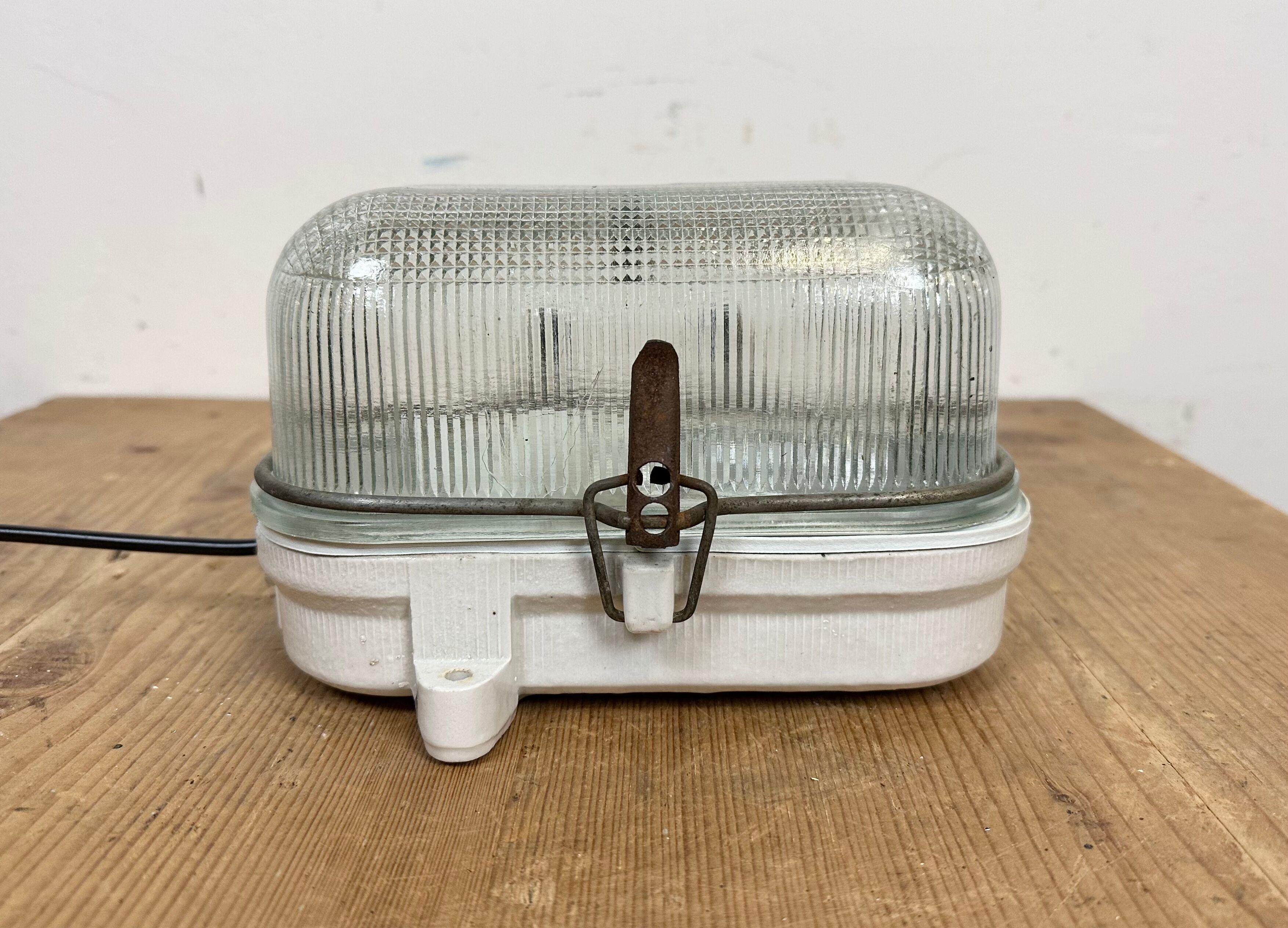 Industrial White Porcelain Wall Light with Ribbed Glass, 1970s