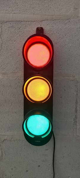 Lamp thick metal traffic light height 44 cm in 220 v