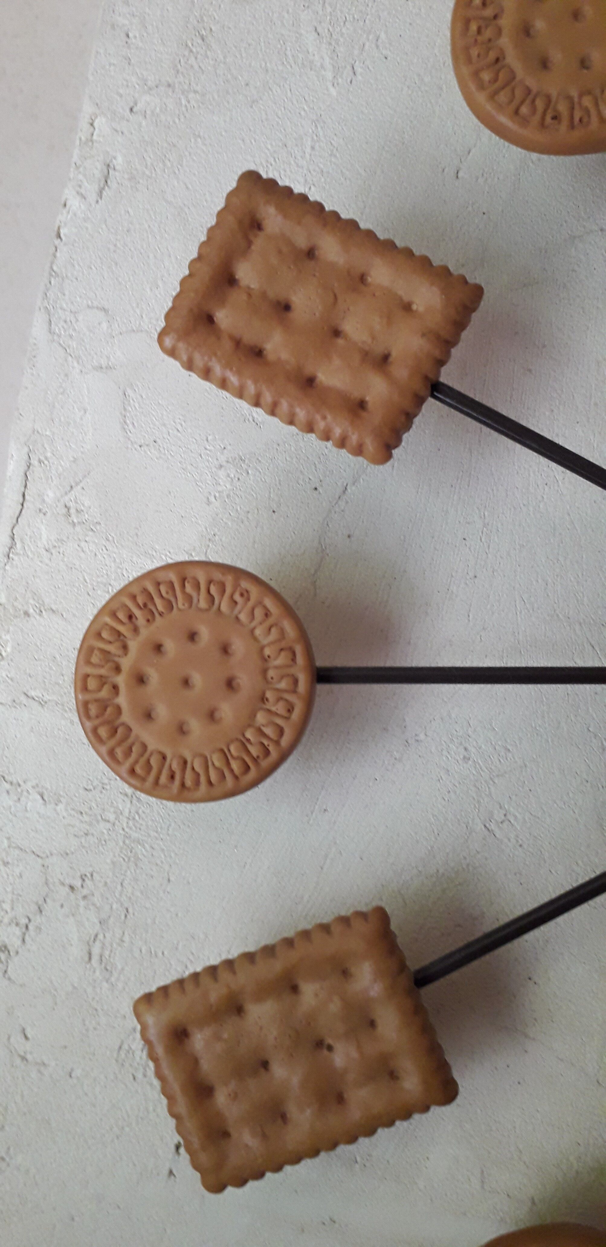 Vintage clock with dial "biscuits and cutlery"