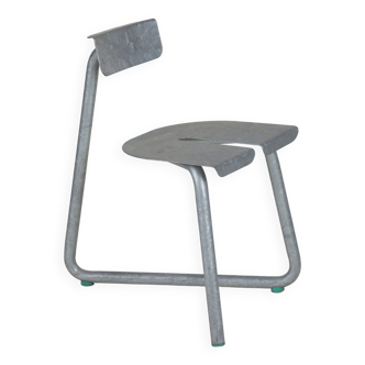 SPC outdoor chair in galvanized steel from Atelier Thomas Serruys