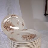 10 assiettes en faïence de Lunéville